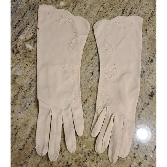 Accessories - Vtg Nylon Stretch 11.5" Formal Beige Gloves. Women's Sz 6 Medium Embroidered